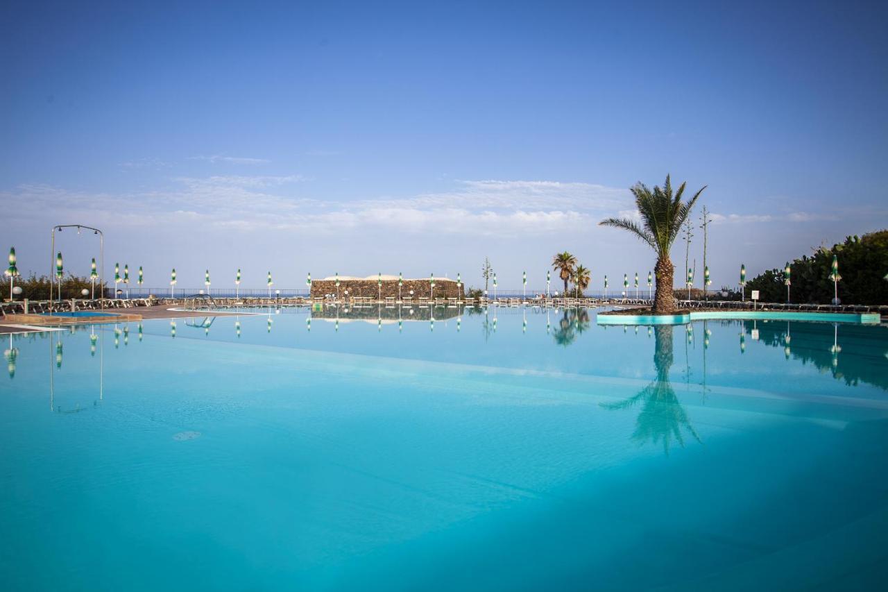 Suvaki Resort Madonna Delle Grazie ภายนอก รูปภาพ